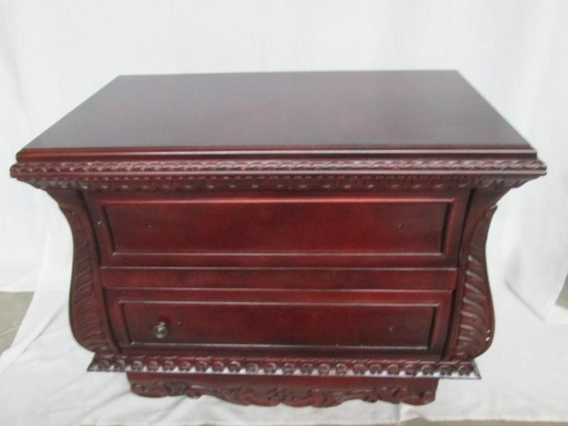 2 Drawer Lowboy Cabinet An attracti...