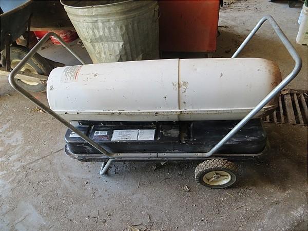 lot 8 image: Reddy Heater. Koehring serial # AK ...