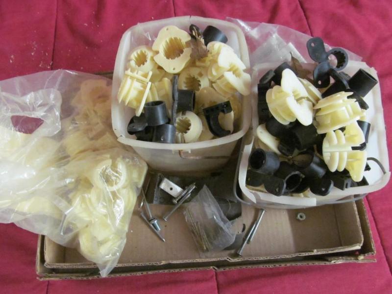 lot 117 image: Tube Insulators 12" and 34&q...