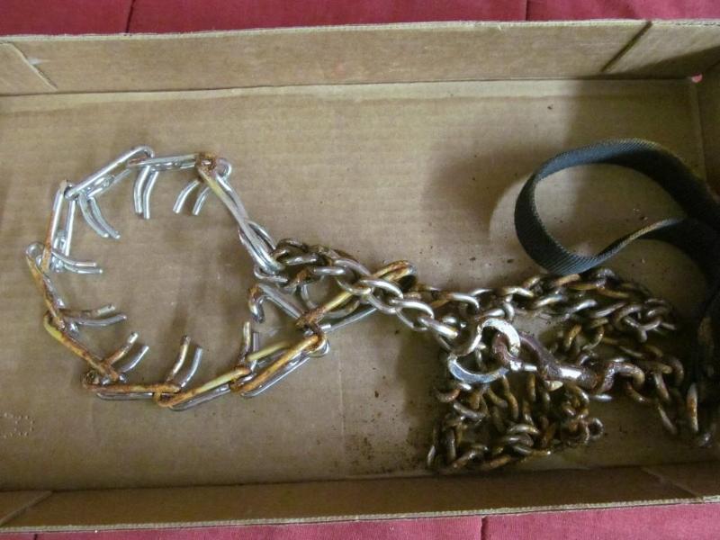 lot 124 image: Heavy Duty Dog Chain and Leash...