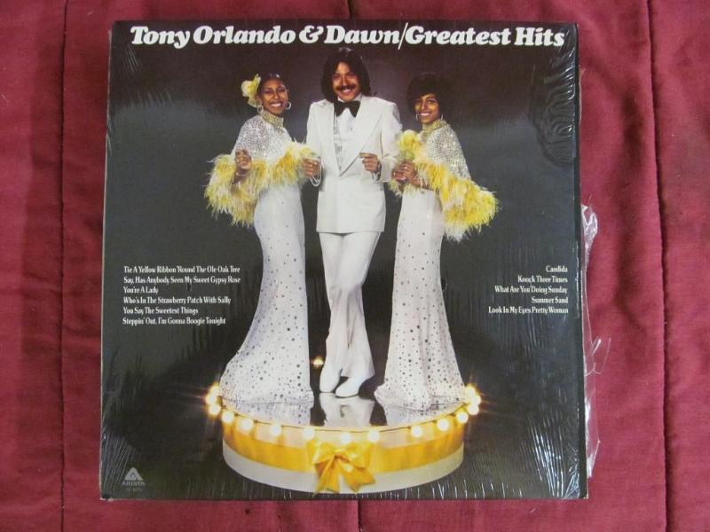 lot 147 image: (13) 78 rpm Albums - Andy Williams,...