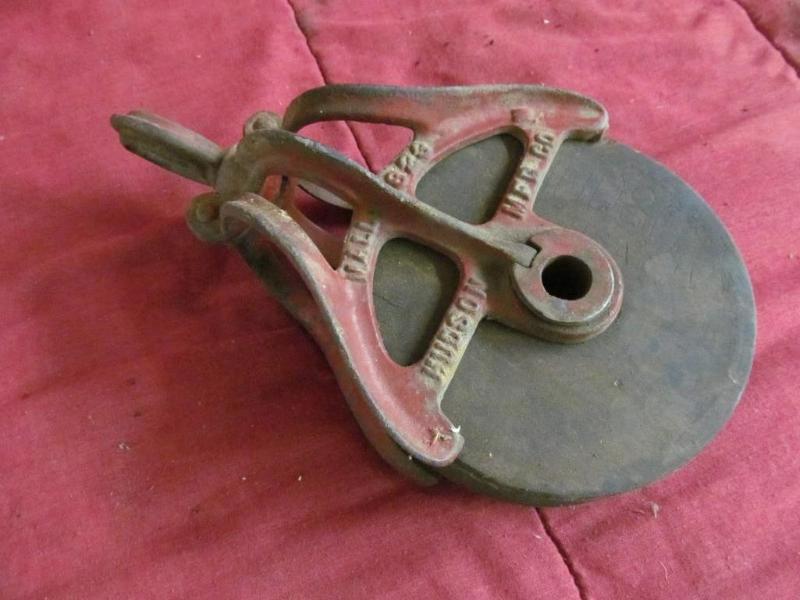 lot 167 image: Rope Wood Pulley...