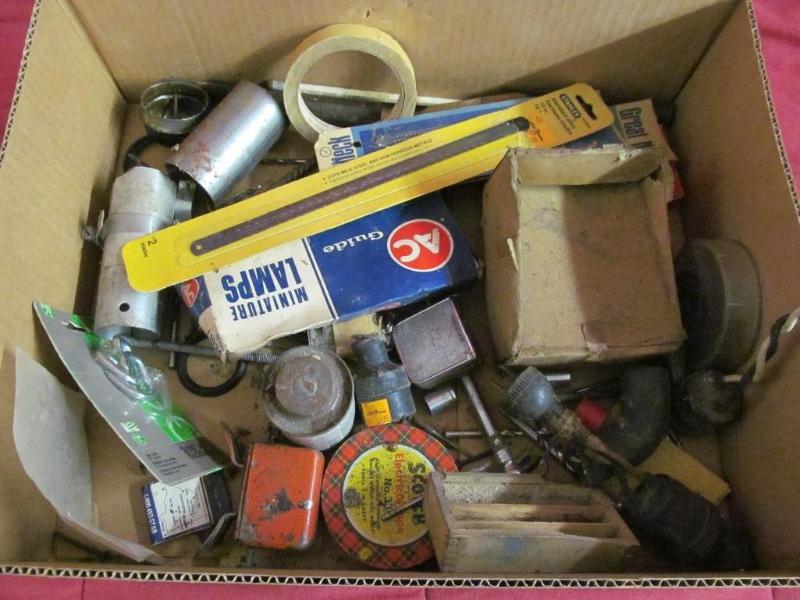 lot 202 image: Flat of Miniature Lamps, Pipe, clam...