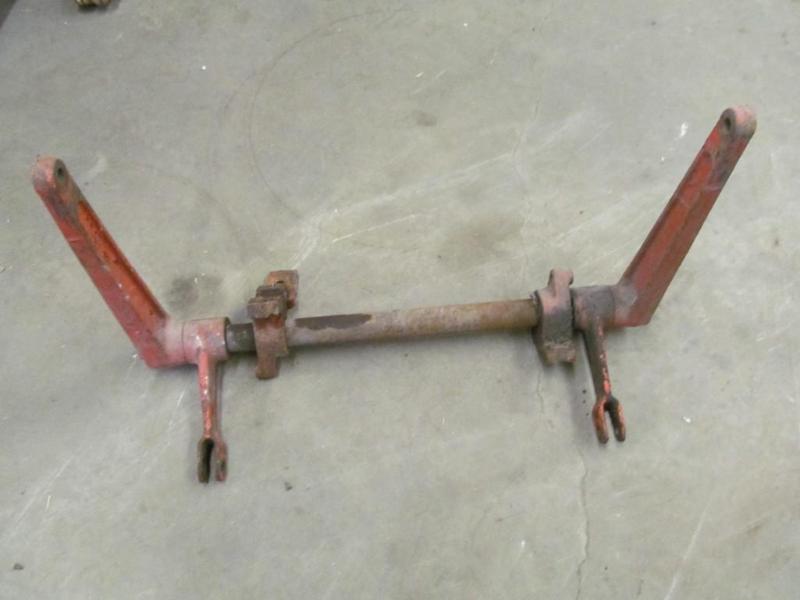 lot 213 image: 3 Point Hitch Mount ()...