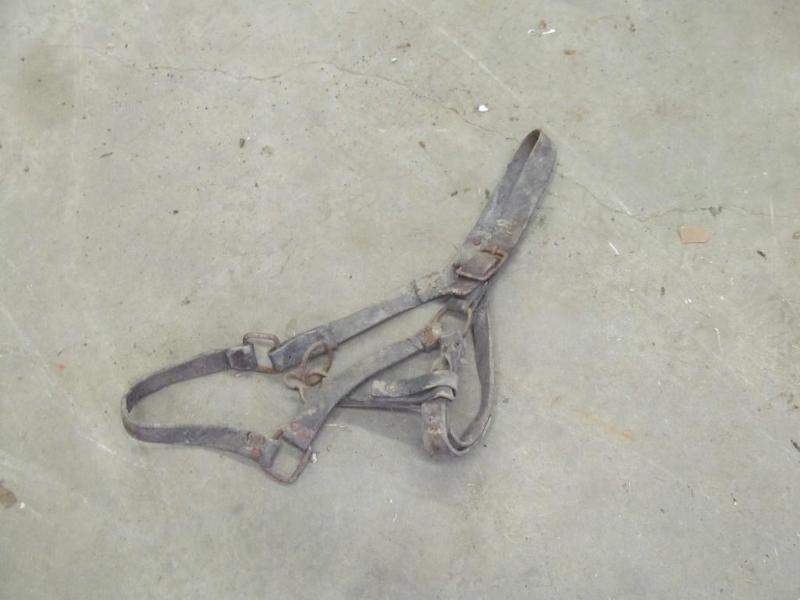 lot 231 image: Old Harness...