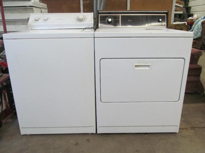 lot 240 image: Whirlpool Ultimate Care Heavy Duty ...