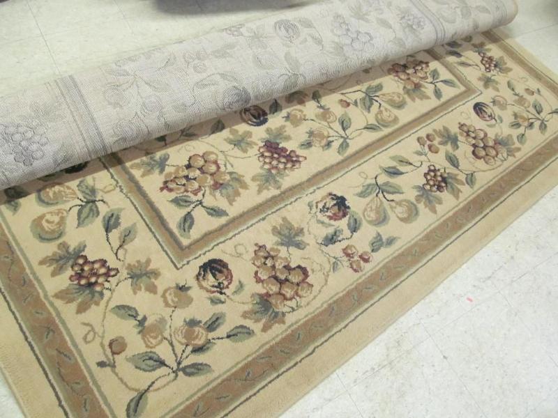lot 41 image: 93 x 129 Beaulieu Home Fashions Are...