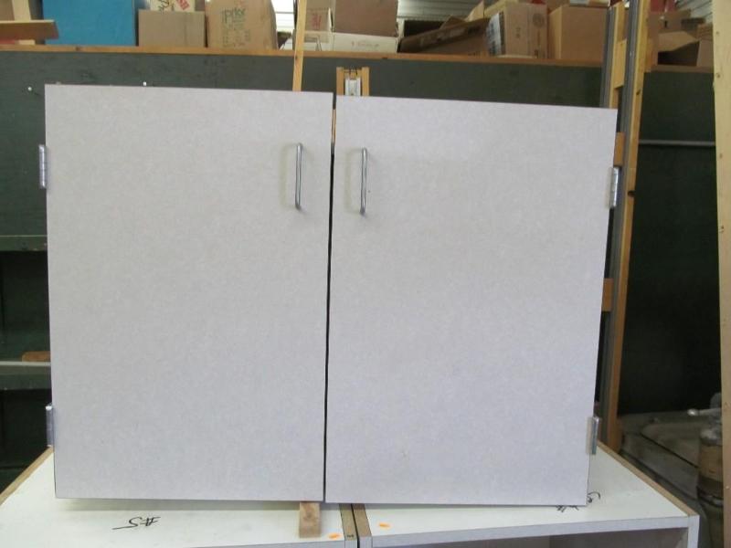 lot 46 image: Top Cabinet with 2 Doors 38&quotW ...