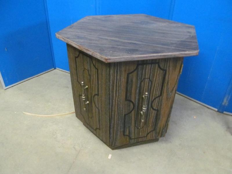 lot 5 image: End Table with door for storage 24&...