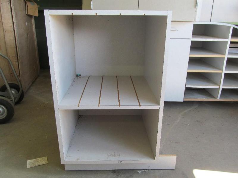 lot 51 image: Cabinet with Shelf, 26&quotW x 23&...