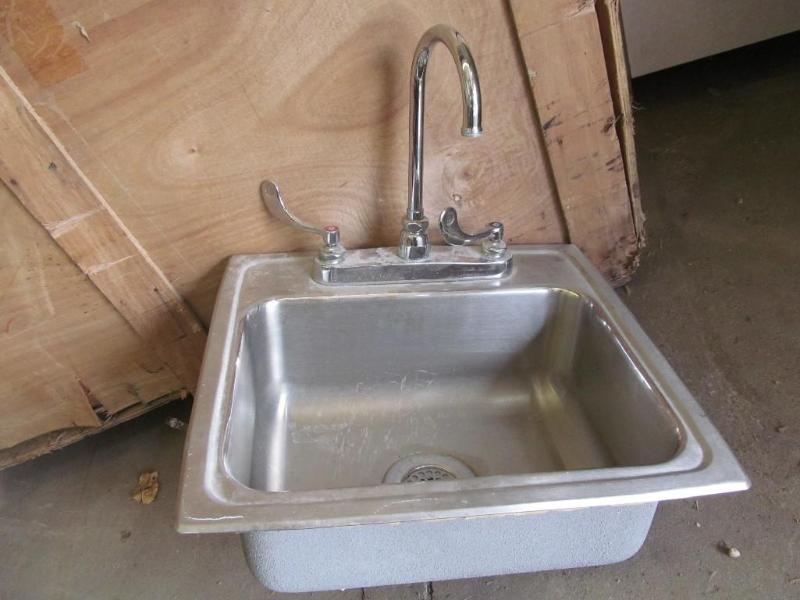 lot 59 image: Stainless Steel Sink with Faucet 19...