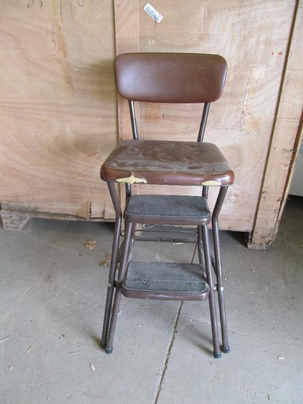 lot 65 image: Cosco Step Stool...