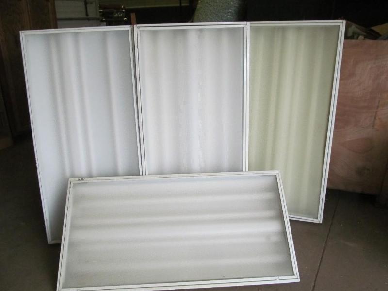 lot 72 image: (4) 4 3-Bulb T-12 Ceiling Lights, ...
