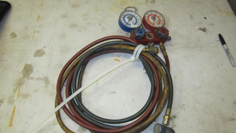 Mac Tools AC Hose kit...