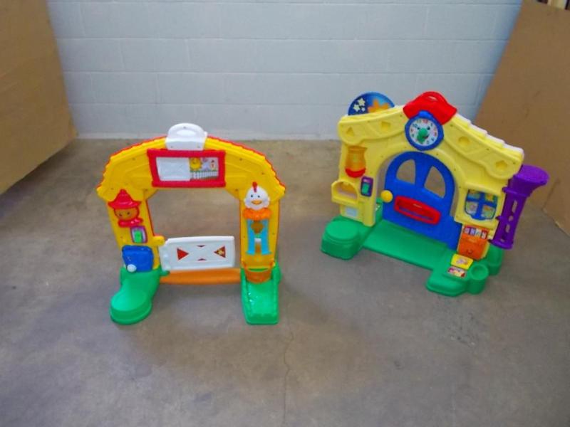 lot 32 image: FisherPrice crawl through Playland...