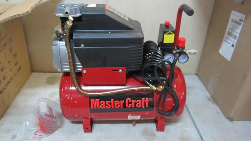Mastercraft air compressor, looks n...
