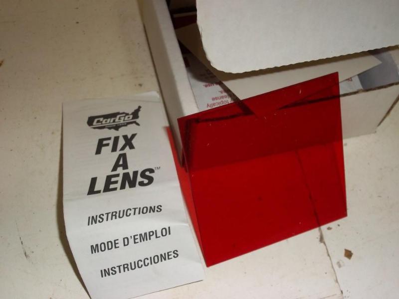 lot 127 image: NEW Box of Square Fix a Lens...