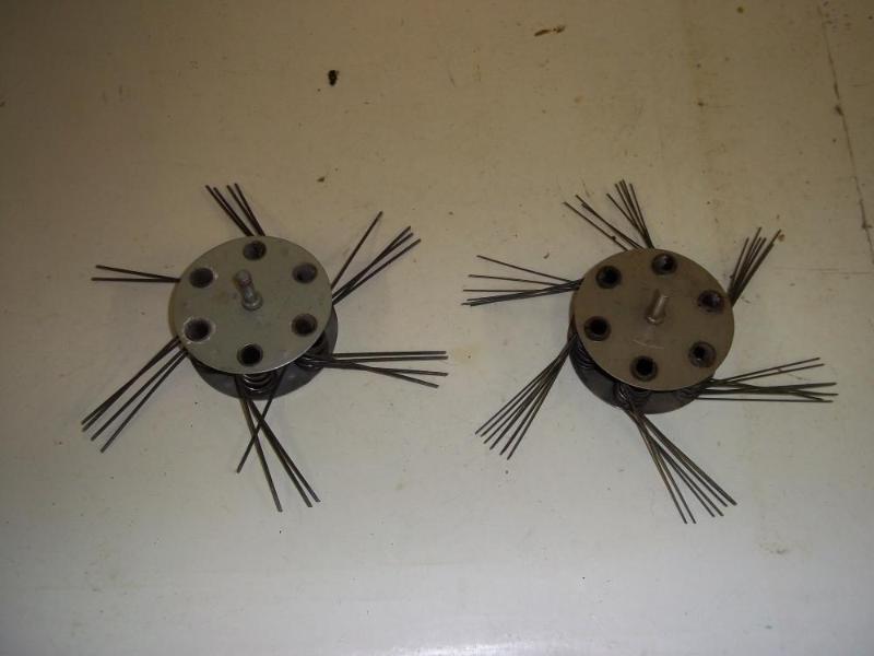 lot 137 image: Pair Paint Stripers...