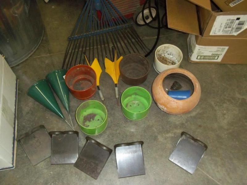 lot 148 image: Assorted Outdoor stuff...