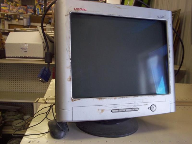 lot 168 image: Compaq computer monitor...
