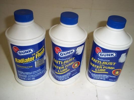 lot 17 image: NEW Lot of 3 Radiator Flush...