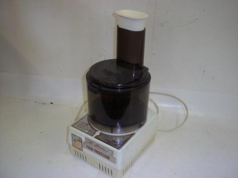 lot 179 image: Food Processor...