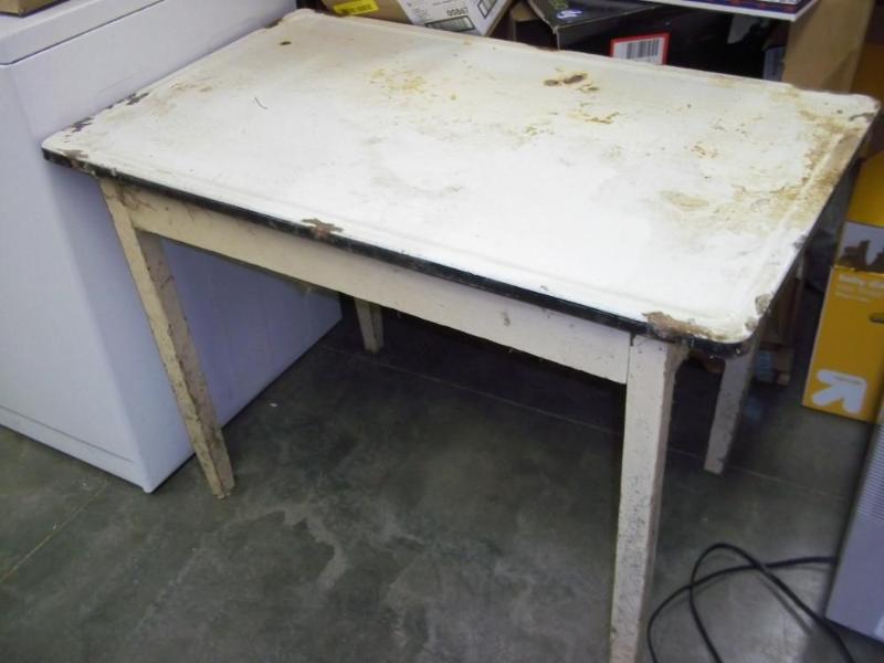 lot 189 image: Metal Top Bakers Table...