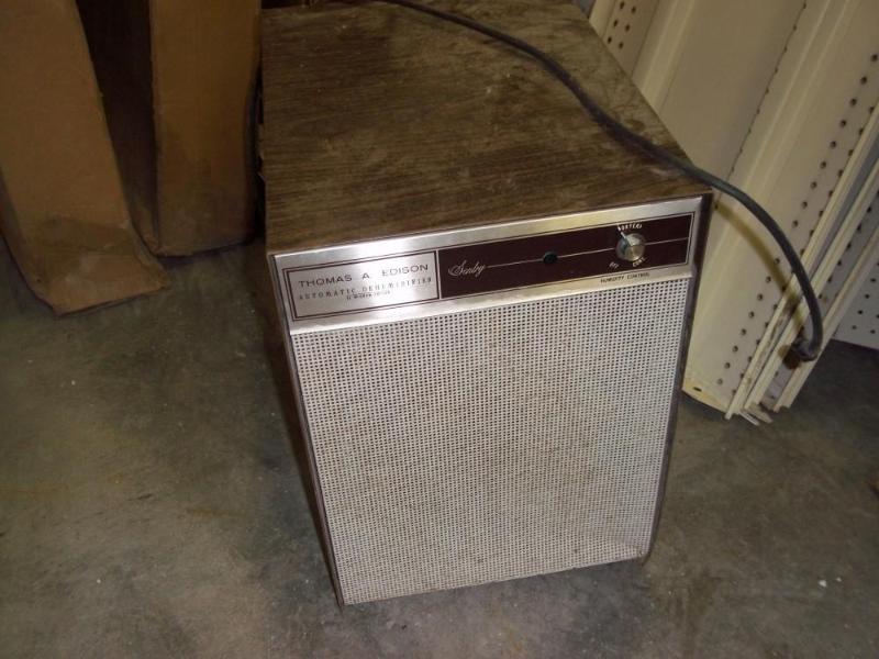 lot 191 image: Thomas A Edison Automatic Dehumidif...