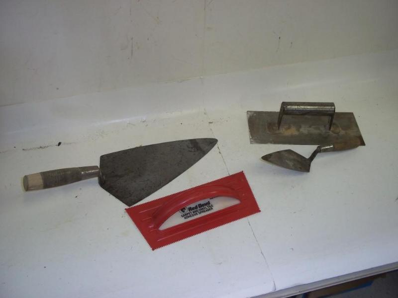 lot 222 image: Miscellaneous  Mudding Tools...