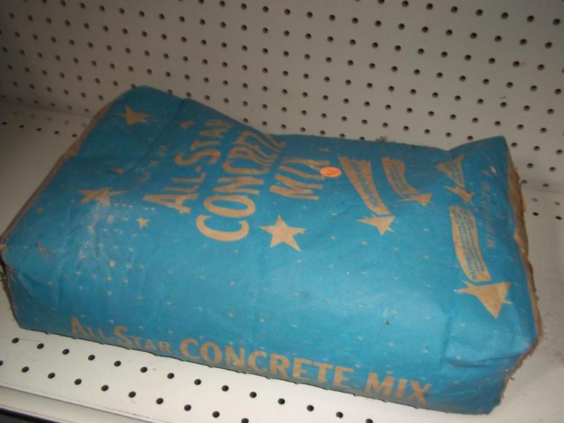 lot 224 image: Bag of All Star Concrete Mix...