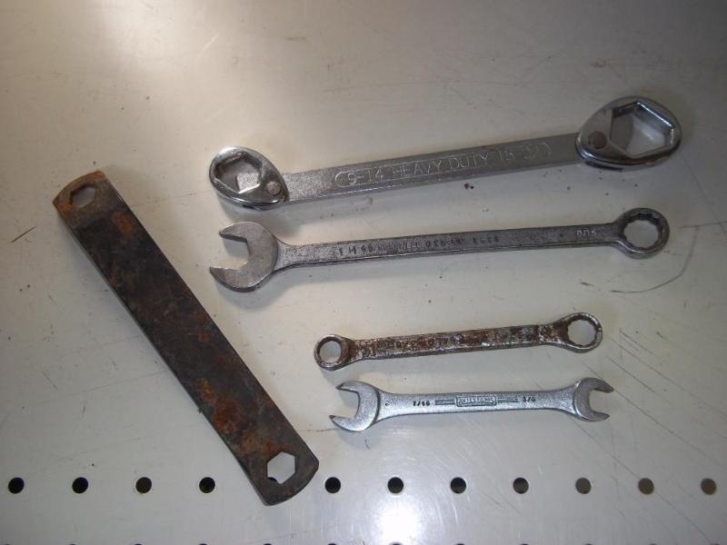 lot 247 image: 5 Wrenches...