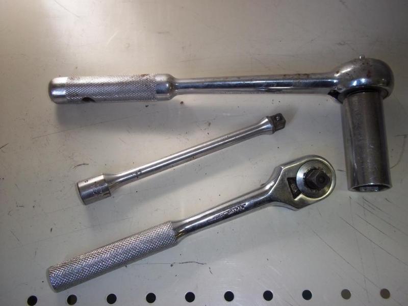 lot 249 image: &nbspSocket Wrenches with extensio...
