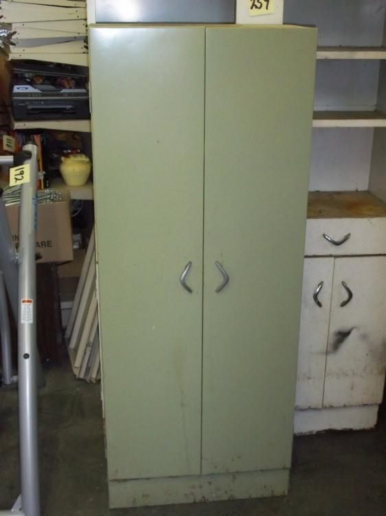 lot 263 image: Metal Storage Cabinet...