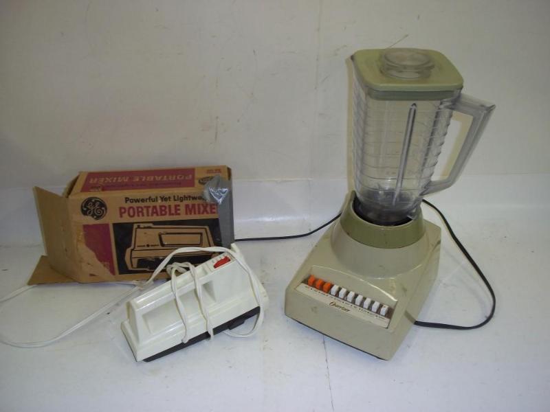 lot 294 image: Blender and Mixer...