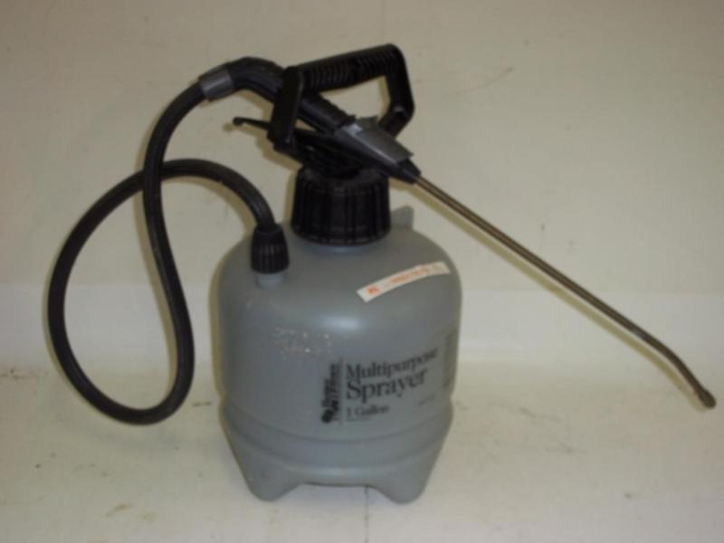 lot 300 image: One Gallon Garden Sprayer...