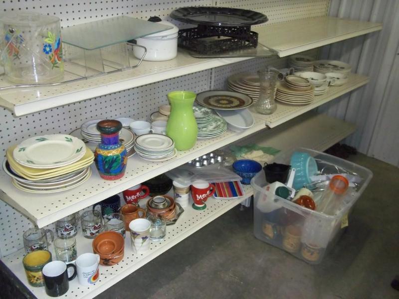 lot 34 image: Collection of assorted dishes Inclu...
