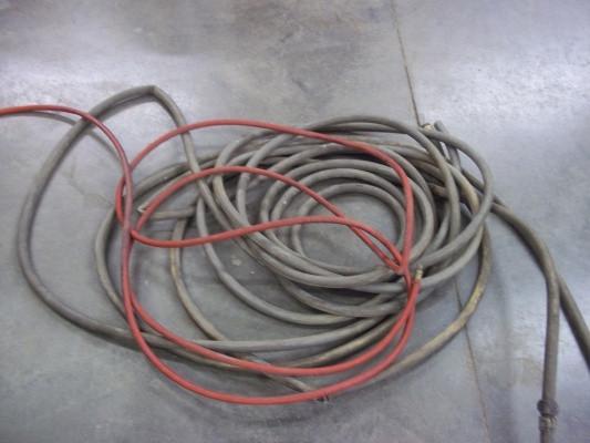 lot 36 image: Garden and Air Hose...