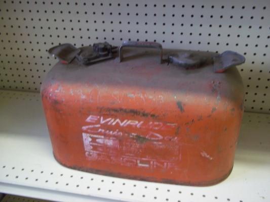 lot 48 image: 6 Gallon Evinrude Gas Tank...