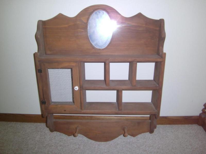 lot 69 image: Display shelf with mirror...