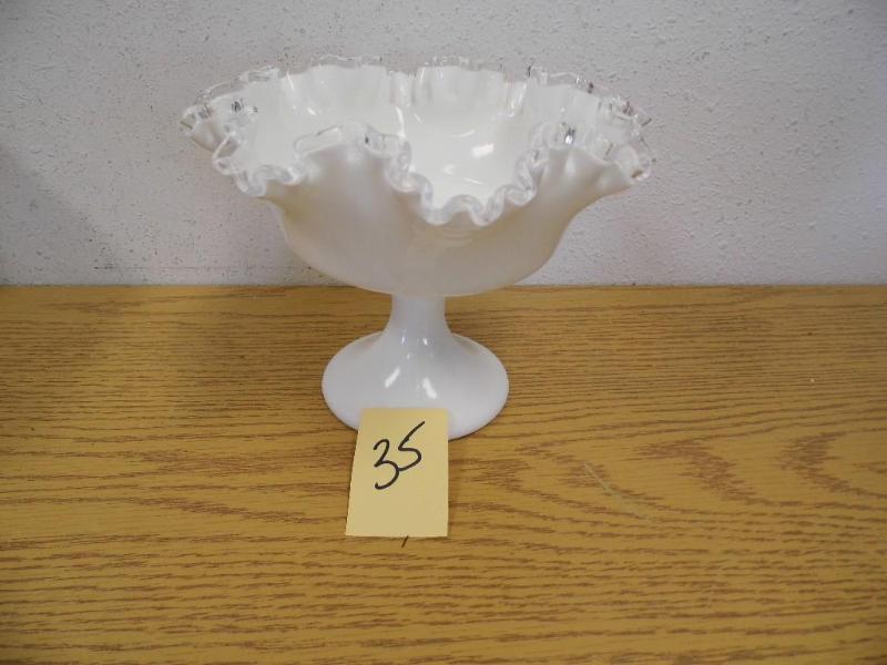Lefton White Ribbon Pedastal Dish...