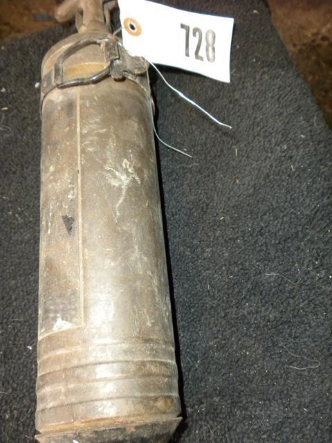 lot 29 image: Antique Brass Fire Extinguisher&nbs...