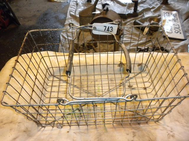 lot 42 image: Antique Wire Basket 20 x 14 x 8...