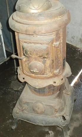 lot 6 image: Parlor Stove Minnesota Stove Compan...