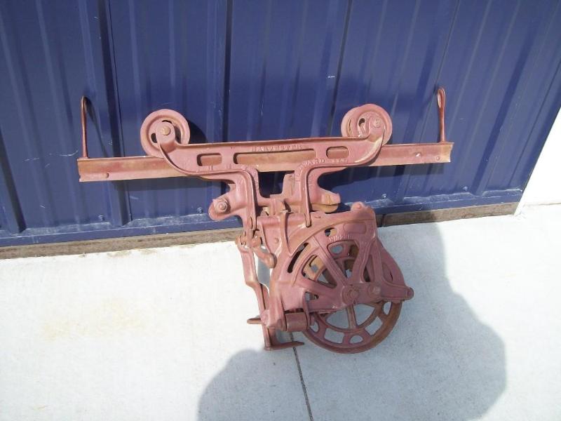 Antique 1915 Harvester Hay Trolley&...