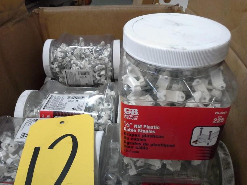 lot 12 image: Gardner Bender 1  2  cable staples,