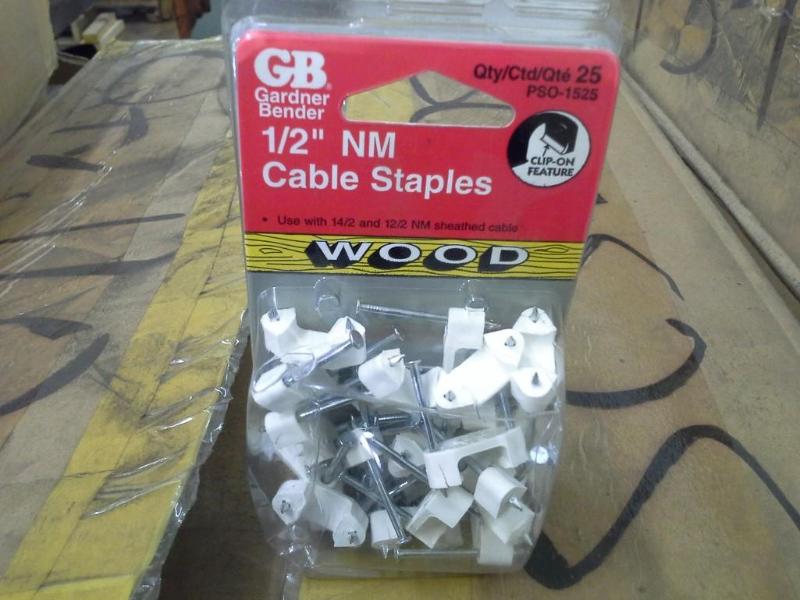 lot 13 image: Gardner Bender 1  2  NM cable staples