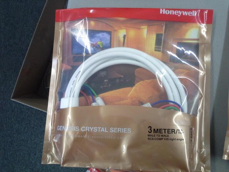 lot 67 image: Honeywell AudioVideo Cable