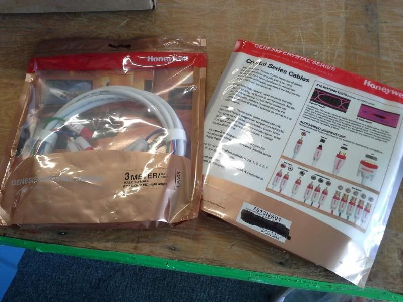 lot 71 image: Honeywell AudioVideo Cable