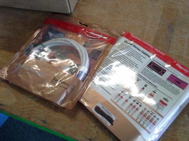 lot 77 image: Honeywell AudioVideo Cable