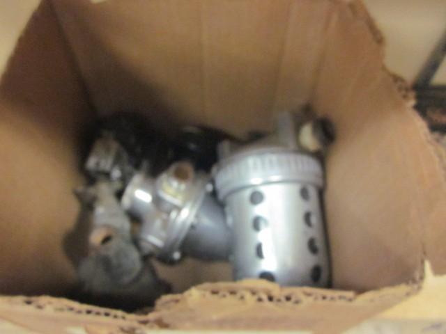 Mixed lot of valves and fittings, p...
